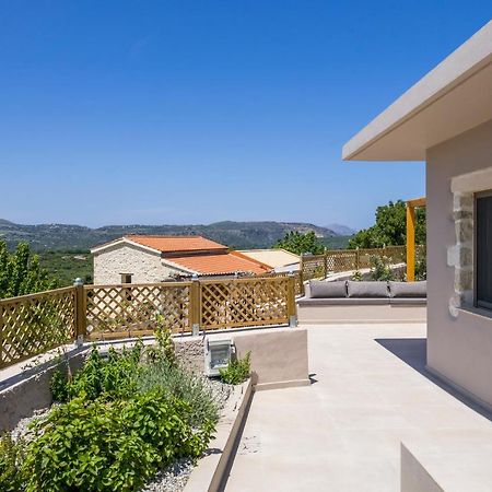 Villa Eva Provarma 외부 사진