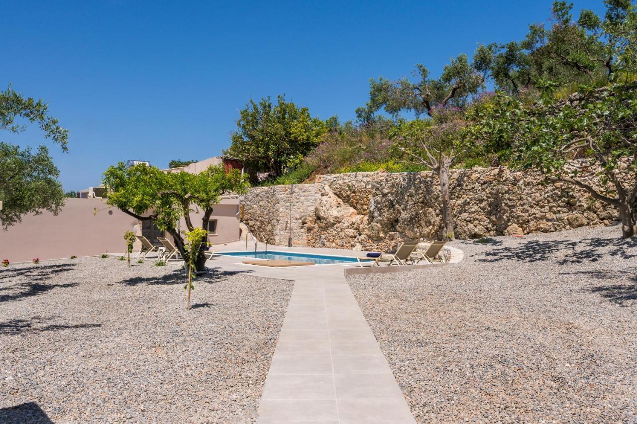 Villa Eva Provarma 외부 사진