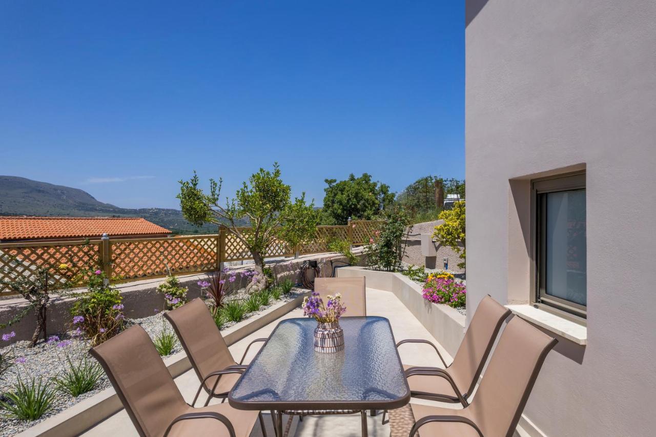 Villa Eva Provarma 외부 사진
